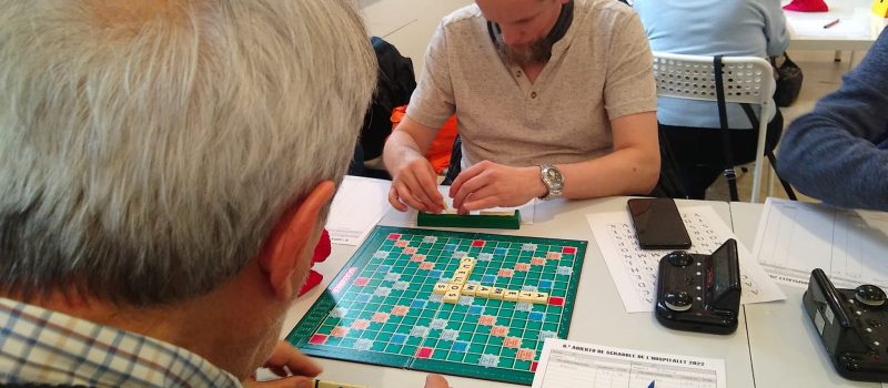 SCRABBLE BARCELONA LIDERA LA CARRERA SUB 1800